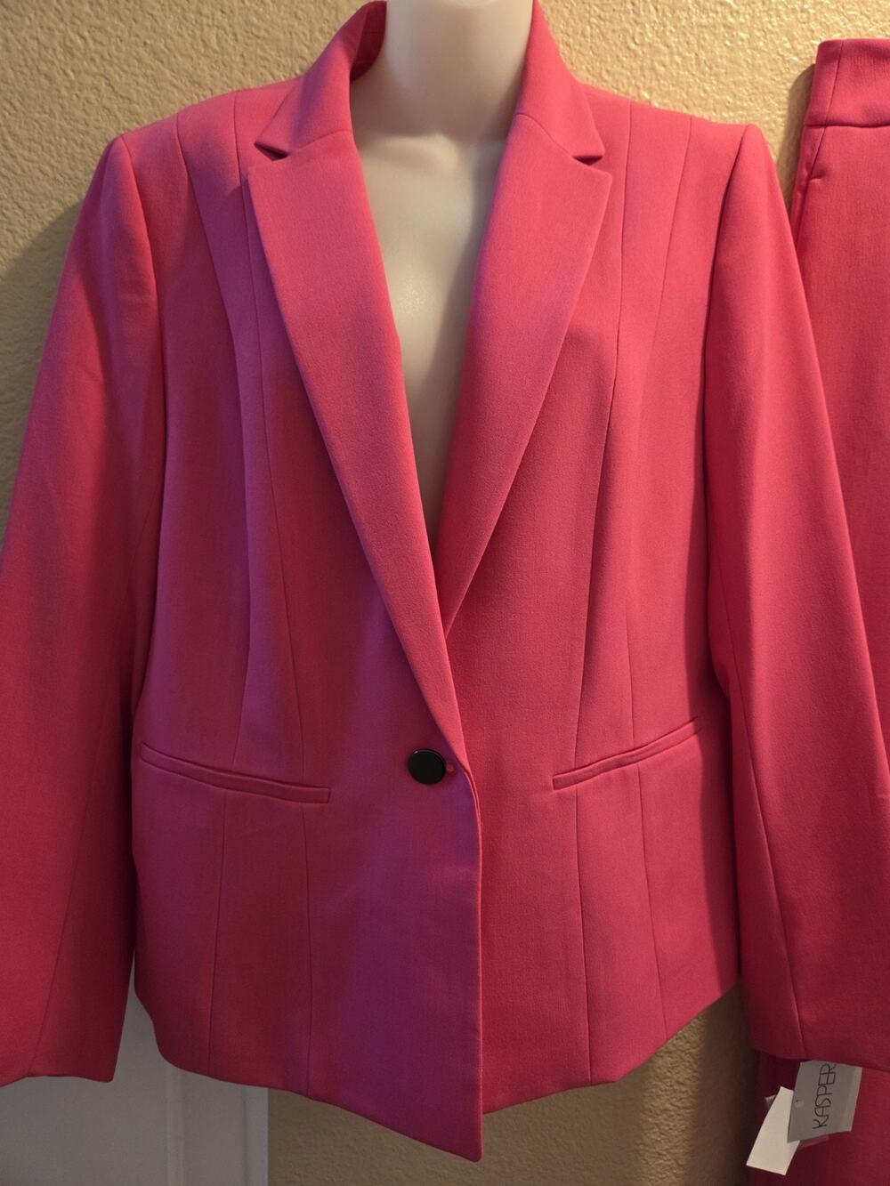New Vibrant Hot Pink Kasper" Pink Perfection" Single Button Jacket size 14